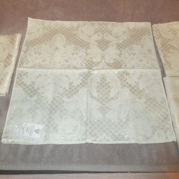 2002 Vtg Set Of 4 Beauvoir French Embroidered Napkins Cotton Blend Ivory Floral - Picture 5 of 9